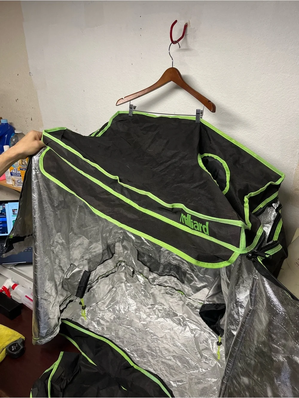 Milliard Reflective Grow Tent Canopy Black Neon Green Trim Damaged